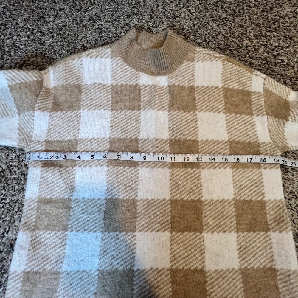 LOFT Women's Beige White‎ Buffalo Check Mock Neck Sweater Size S - Picture 4 of 6